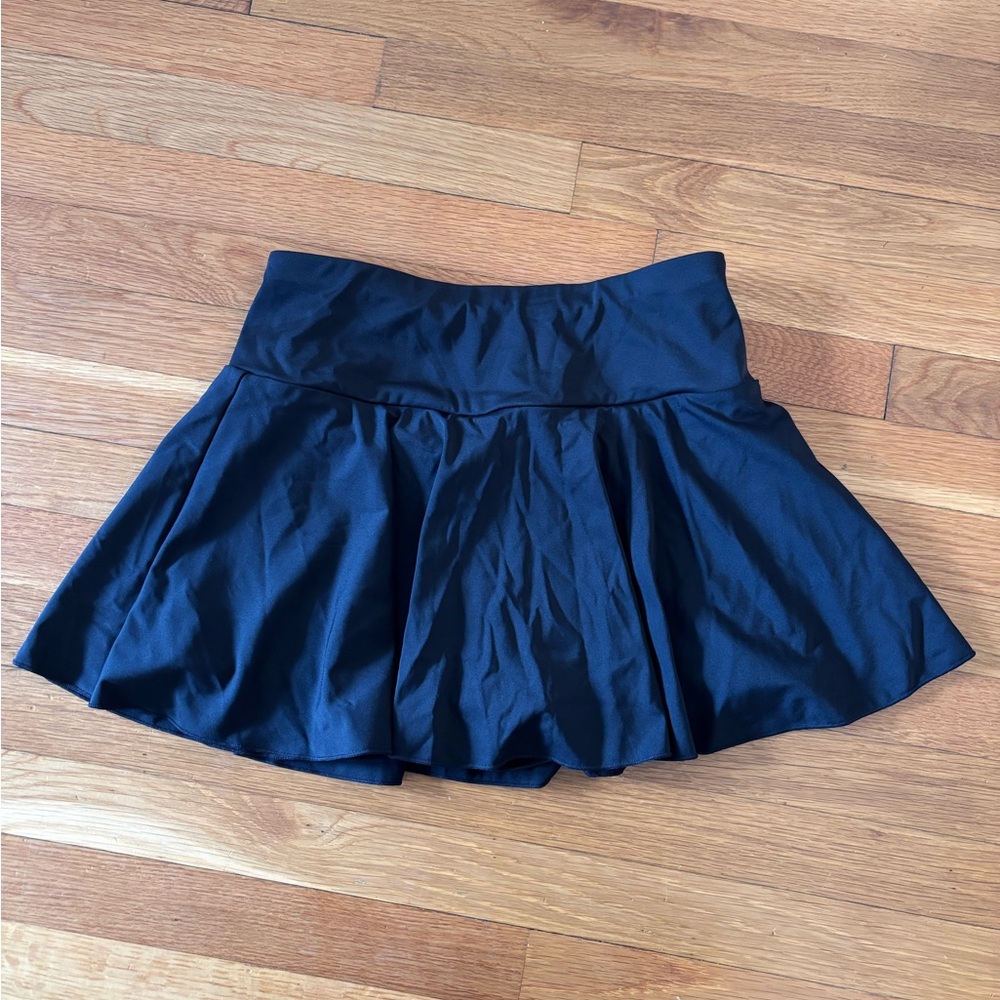 Halara Black Skort,Built in shorts with pockets, Black, Size M, NWT
